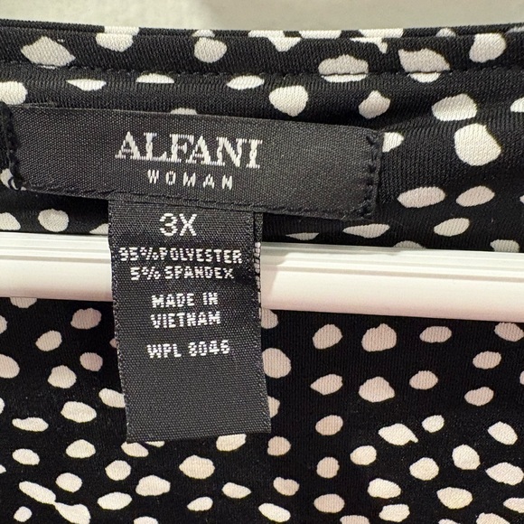 NWT Alfani Black White Ruched Short-Sleeve Top Size 3X - Picture 3 of 5